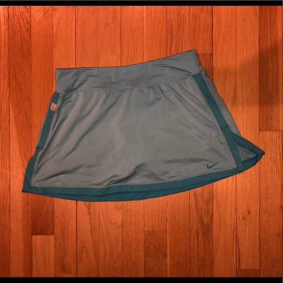 Nike Pants - Women’s Medium blue nike skirt